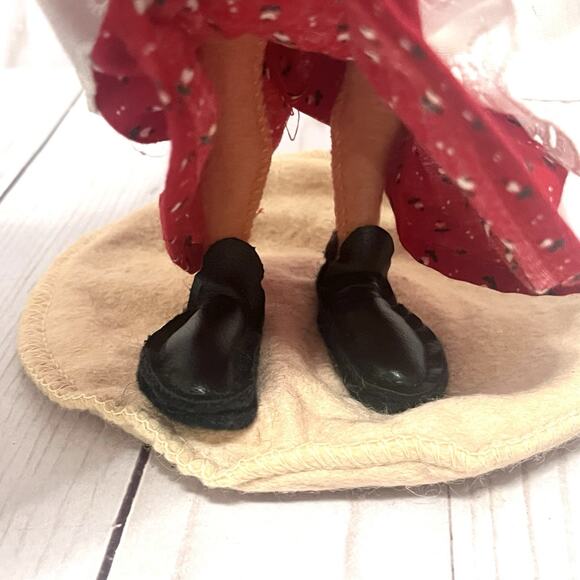 Vintage Annalee Mrs. Claus Mistletoe in Hair Christmas 10" Tall Doll - Picture 4 of 7